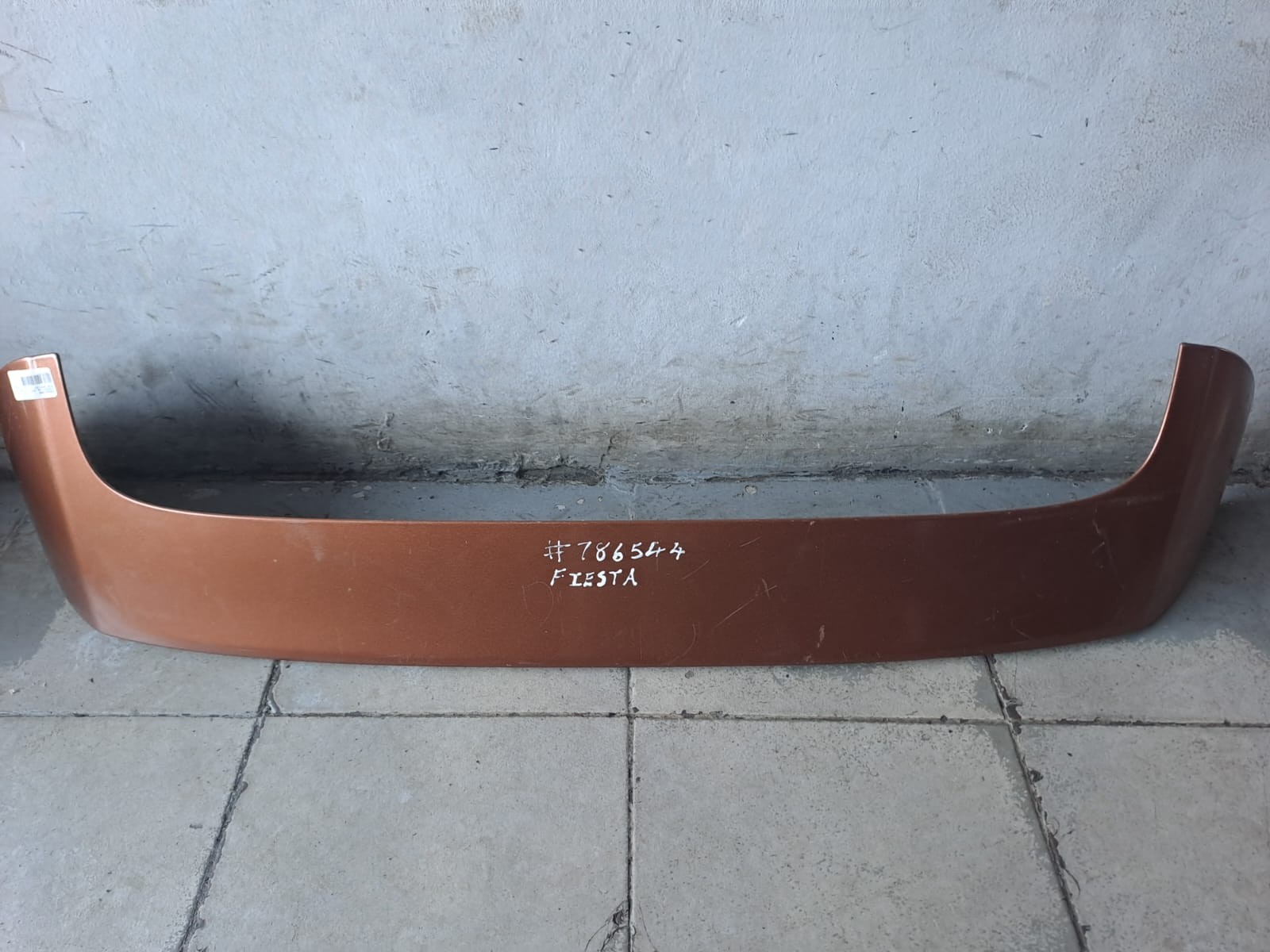 REAR SPOILER